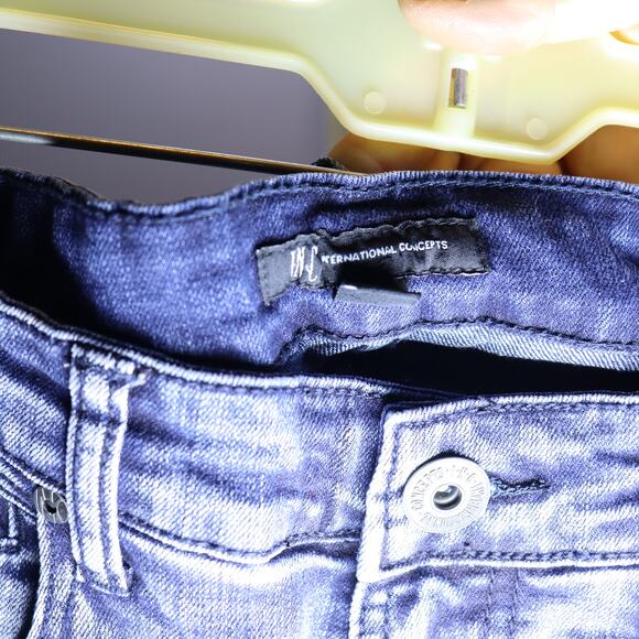INC International Concepts Straight Leg Jeans 32x32 NWT - Picture 3 of 3